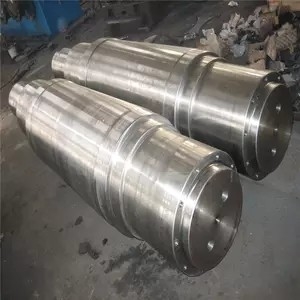 S355jr Wał stalowy kuty Wał stalowy hartowany Surowiec stalowy 42crmo4 Wał schodkowy
