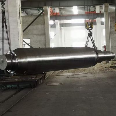 Kucie na gorąco stalowy wał wirnika turbiny Jasna powierzchnia S355jr Sae4140